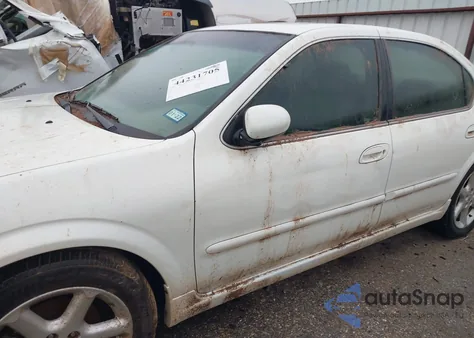 2002 Nissan Maxima Se z USA, uszkodzony, nr VIN JN1DA31D82T413273